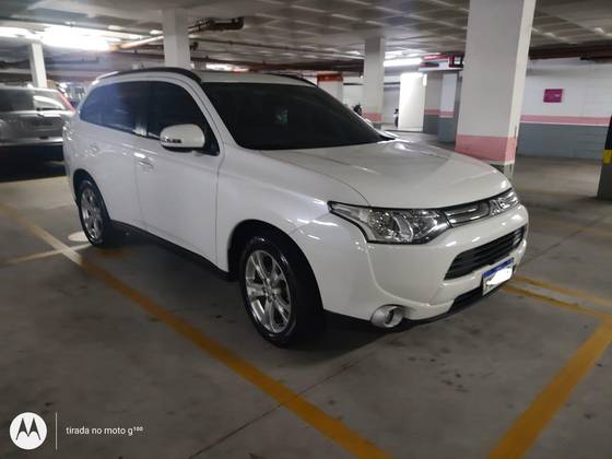 MITSUBISHI OUTLANDER 2.0 16V GASOLINA 4P AUTOMÁTICO MITSUBISHI OUTLANDER 2.0 16V GASOLINA 4P AUTOMÁTICO